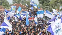 BRI Super League: Bobotoh Antusias Saksikan Duel Persib vs Persebaya, 20 Ribu Tiket Ludes